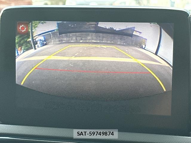 Mazda ROADSTER 2018-08 8649911-5