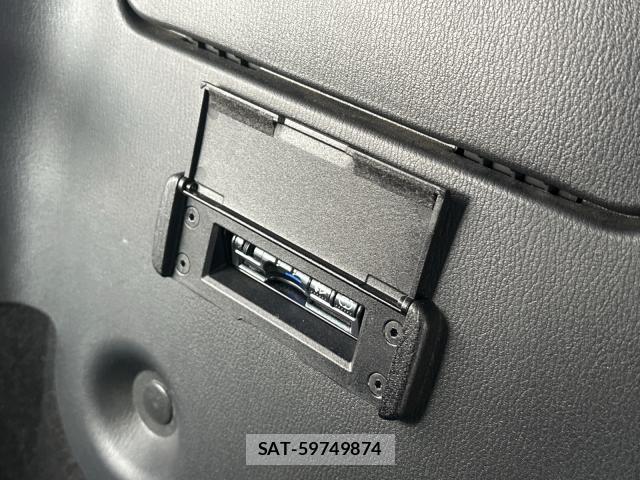 Mazda ROADSTER 2018-08 8649911-6