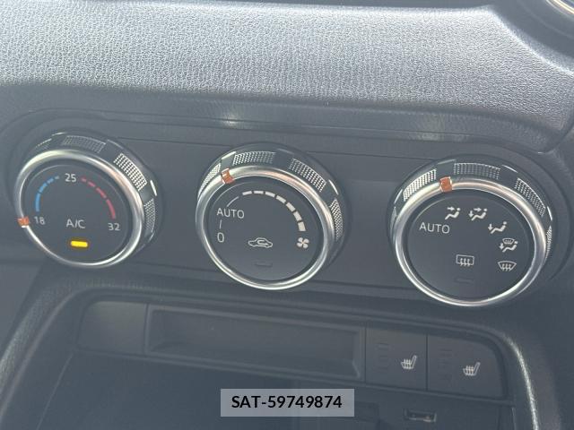 Mazda ROADSTER 2018-08 8649911-7