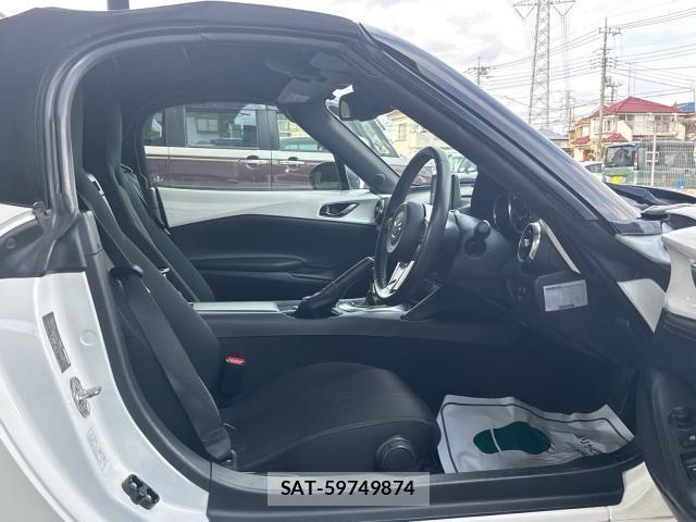 Mazda ROADSTER 2018-08 8649911-9