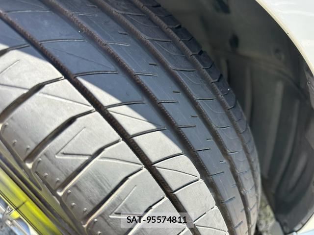 Mazda ROADSTER 2018-03 8652447-3
