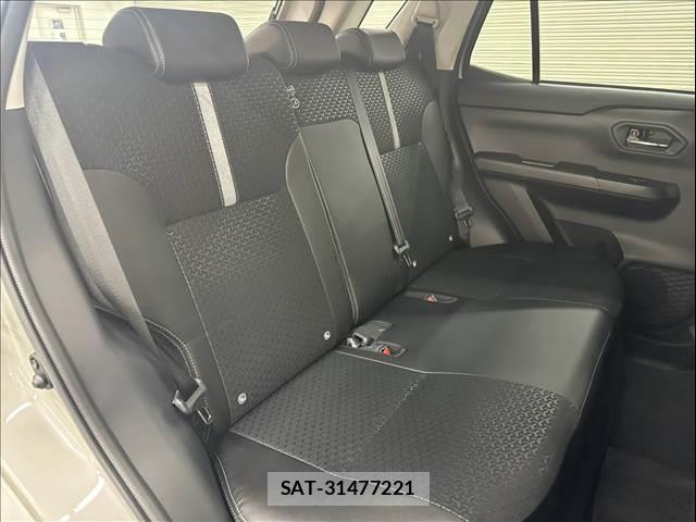 Daihatsu ROCKY 2025-11 8649185-11