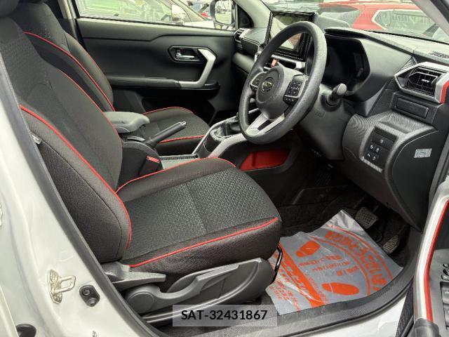 Daihatsu ROCKY 2020-02 8649481-4