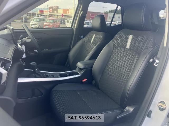 Daihatsu ROCKY 2025-12 8653742-5