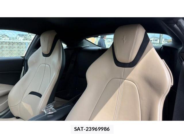 Ferrari Roma 2022 8649652-4