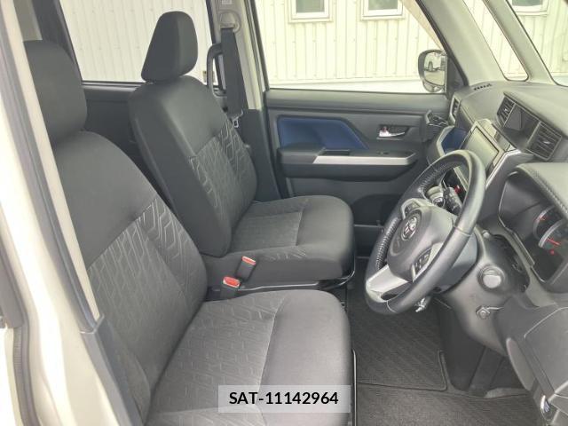 Toyota ROOMY 2018-02 8646816-3