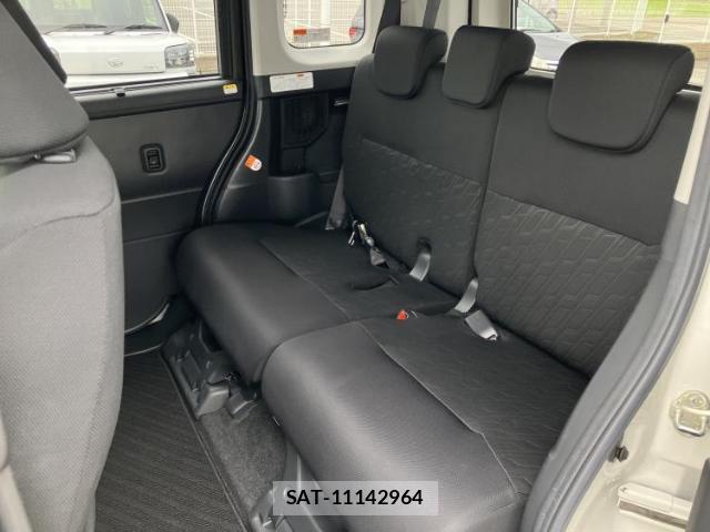 Toyota ROOMY 2018-02 8646816-6