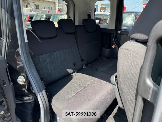 Toyota ROOMY 2019-03 8647270-14
