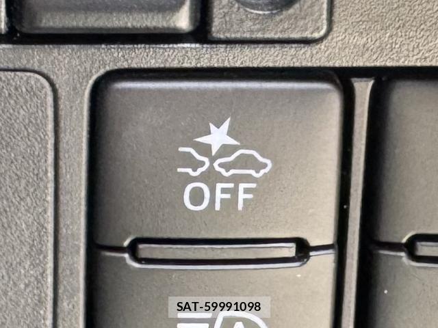 Toyota ROOMY 2019-03 8647270-4