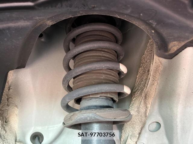 Toyota ROOMY 2018-05 8647334-19