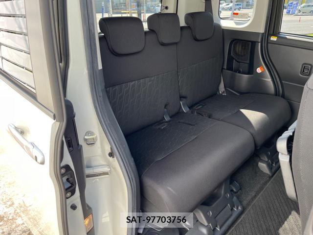 Toyota ROOMY 2018-05 8647334-9