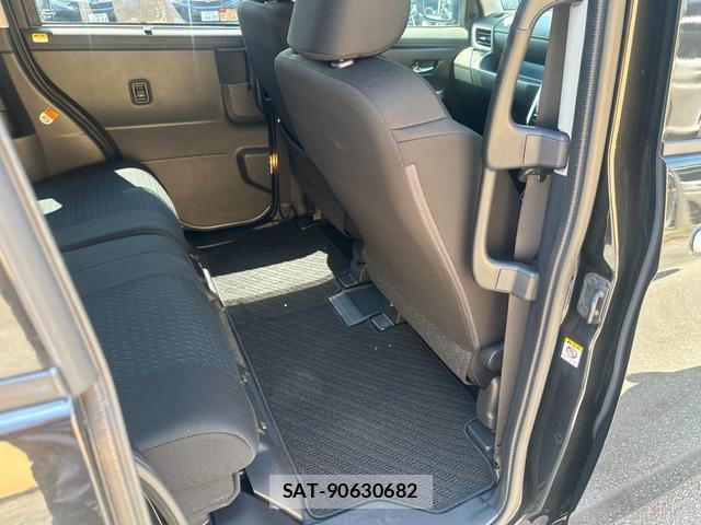Toyota ROOMY 2023-11 8647483-12