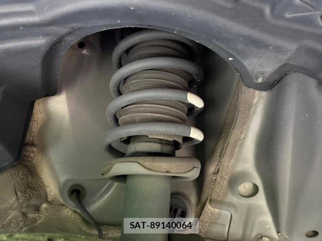 Toyota ROOMY 2018-02 8648228-19