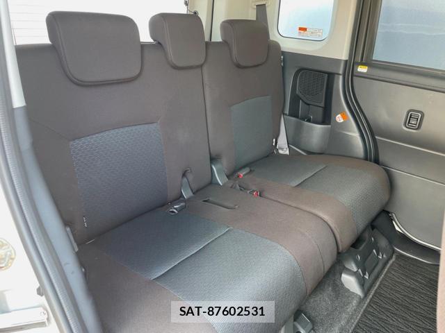 Toyota ROOMY 2022-08 8648369-8