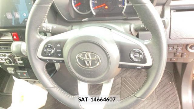 Toyota ROOMY 2021-10 8648415-7