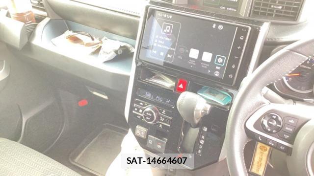 Toyota ROOMY 2021-10 8648415-9