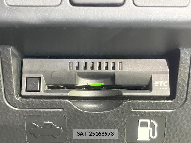 Toyota ROOMY 2023-01 8648761-5