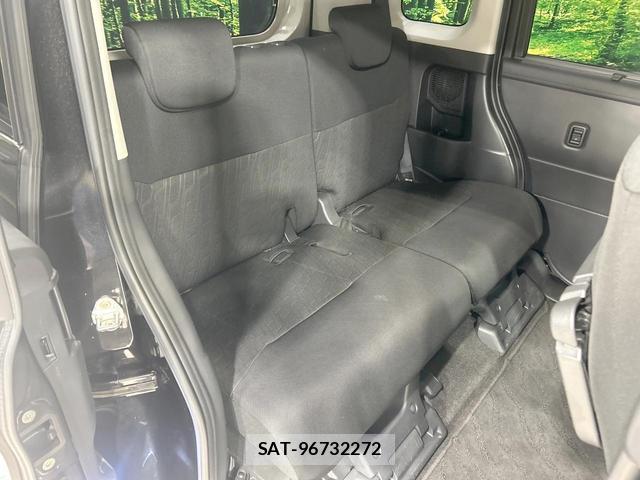 Toyota ROOMY 2017-08 8649166-8