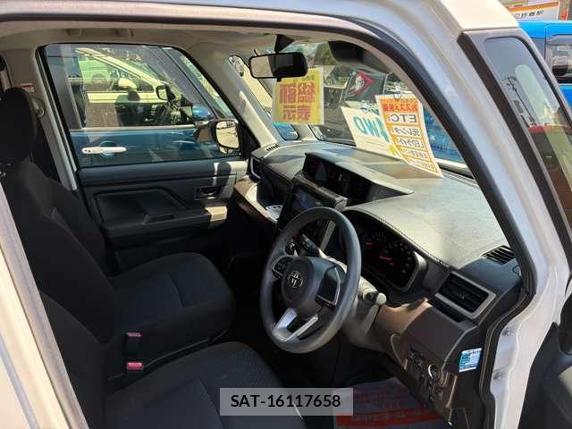 Toyota ROOMY 2023-06 8649489-6