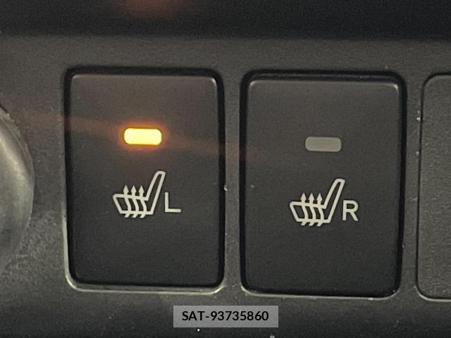 Toyota ROOMY 2021-03 8649768-6