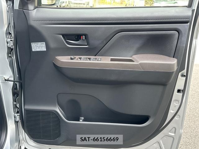 Toyota ROOMY 2021-06 8649910-18
