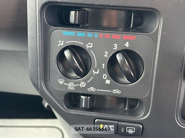 Toyota ROOMY 2021-06 8649910-7