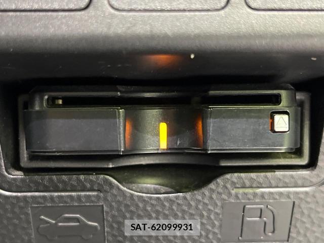 Toyota ROOMY 2018-09 8650926-3