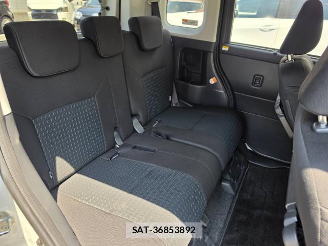 Toyota ROOMY 2022-03 8651550-13