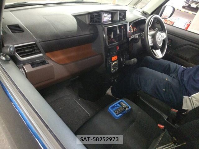 Toyota ROOMY 2017-05 8652496-2
