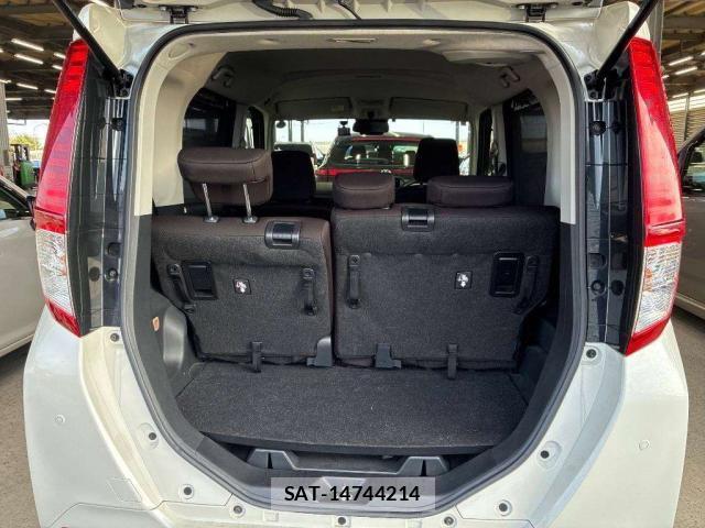 Toyota ROOMY 2023-08 8652667-8