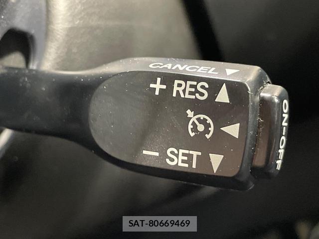 Toyota ROOMY 2018-06 8653184-6