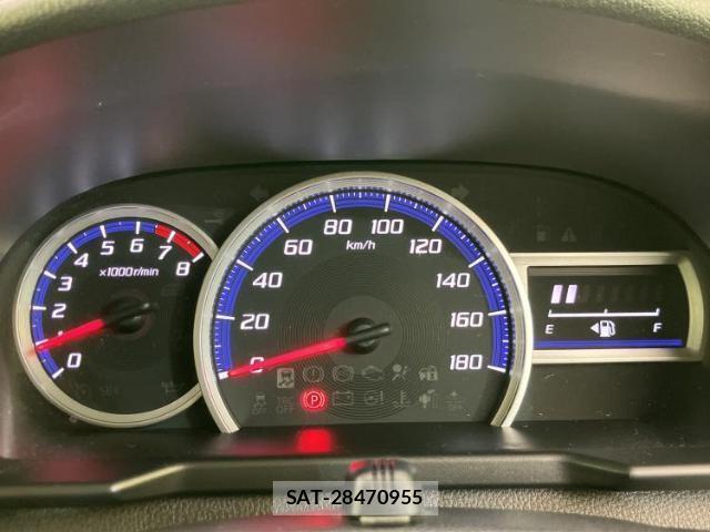 Toyota ROOMY 2018-04 8653479-14