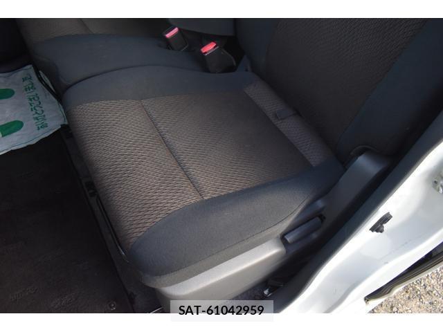 Nissan ROOX 2010-03 8647331-13
