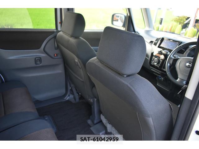 Nissan ROOX 2010-03 8647331-16