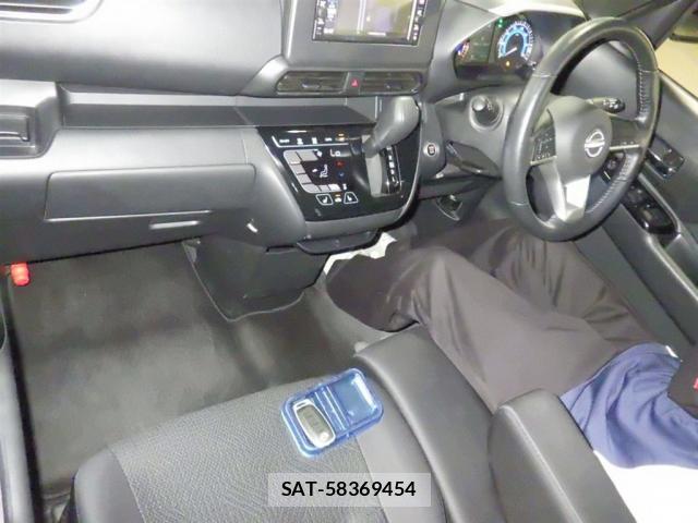 Nissan ROOX 2023-07 8648049-2