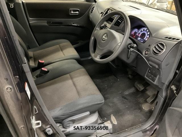 Nissan ROOX 2010-09 8648100-3