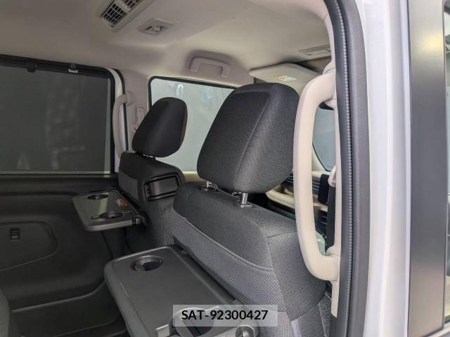 Nissan ROOX 2025-12 8648133-18