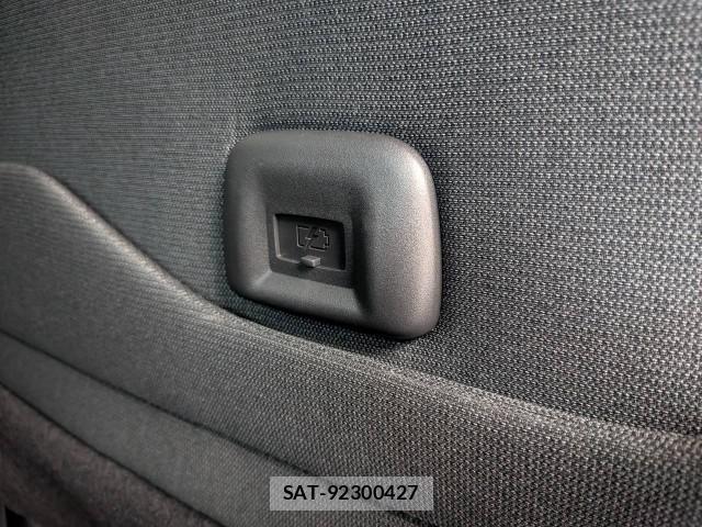 Nissan ROOX 2025-12 8648133-19