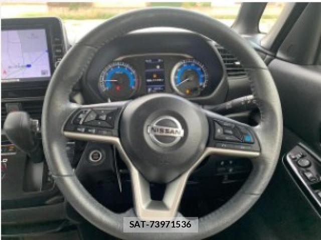 Nissan ROOX 2022-07 8649312-18