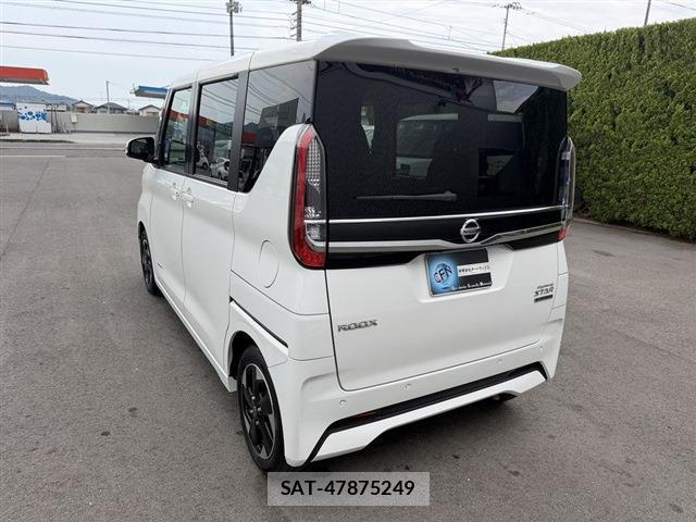Nissan ROOX 2023-02 8650907-9