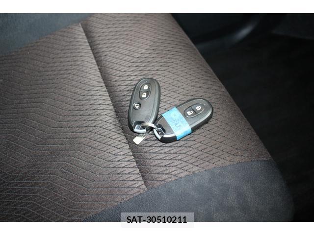 Nissan ROOX 2012-03 8651013-10