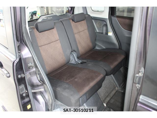 Nissan ROOX 2012-03 8651013-6