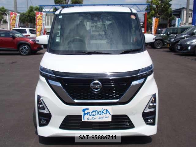 Nissan ROOX 2021-05 8651225-3