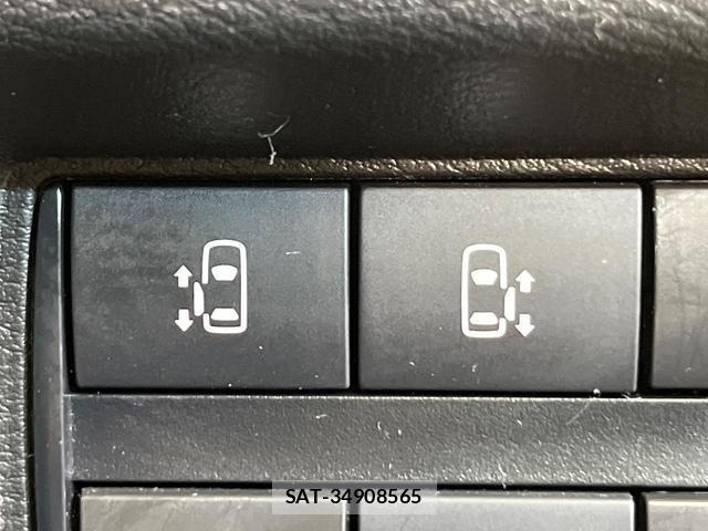 Nissan ROOX 2021-10 8651523-4
