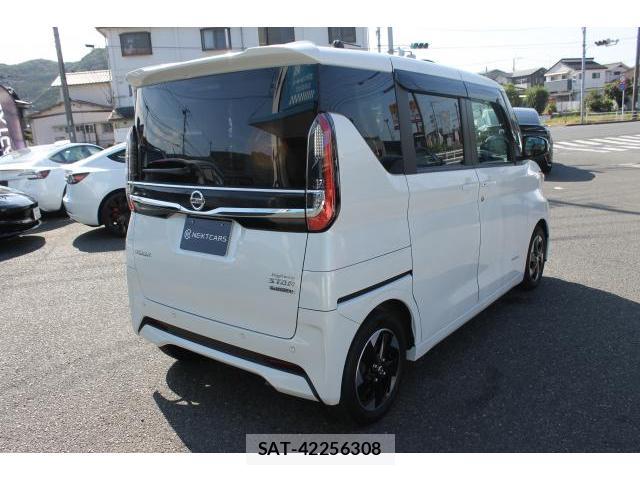 Nissan ROOX 2021-09 8652006-7