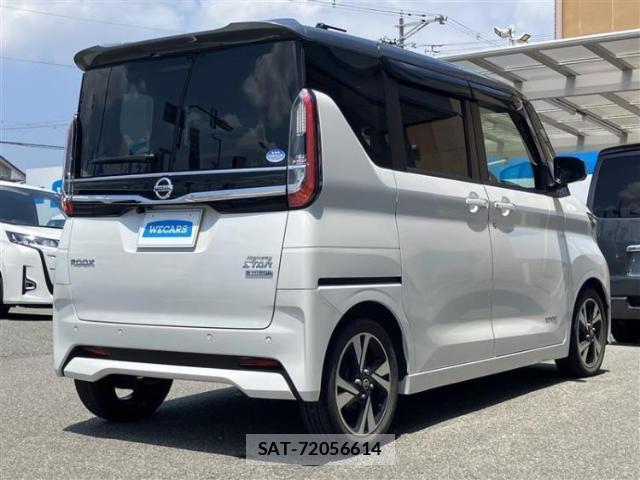 Nissan ROOX 2021-10 8652422-2