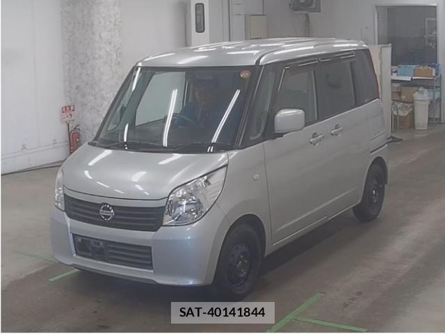 Nissan ROOX 2011-08 8652847-3
