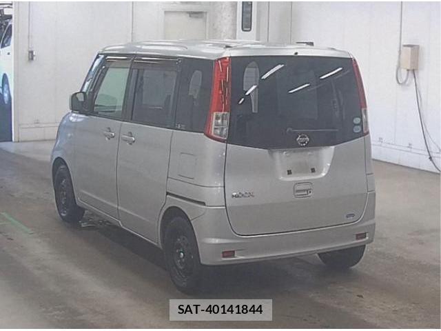 Nissan ROOX 2011-08 8652847-4