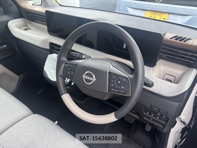 Nissan ROOX 2025-11 8653218-2