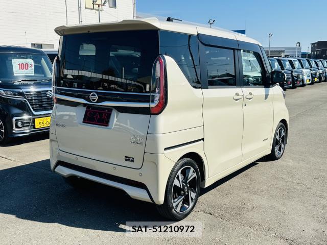 Nissan ROOX 2022-04 8653298-6
